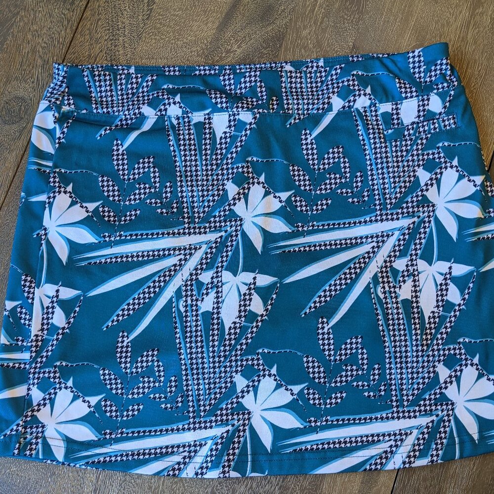 Pebble Beach Dry Luxe Performance Golf, Green Black & White Skirt, Size M